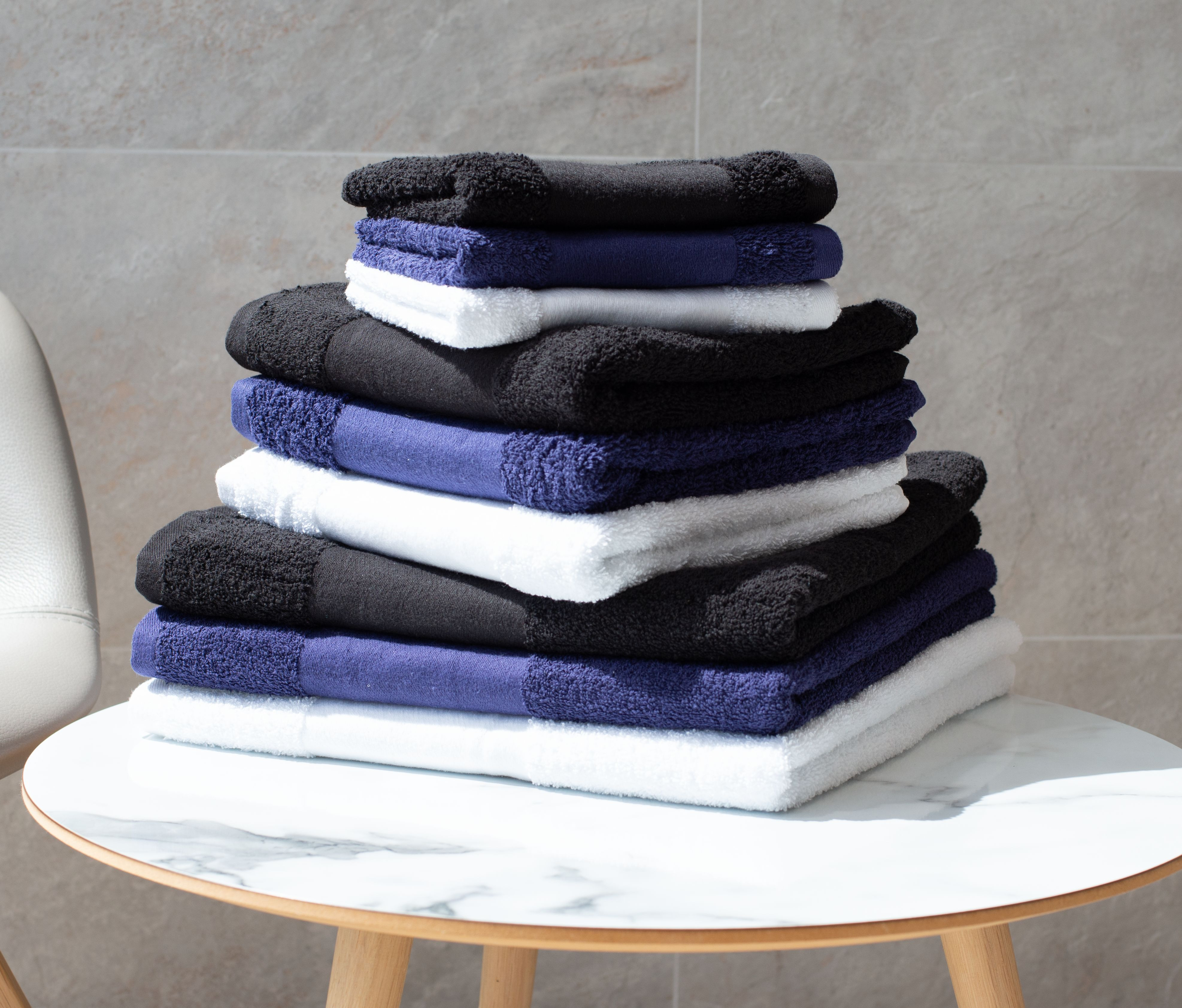 PRINTABLE BORDER BATH TOWEL