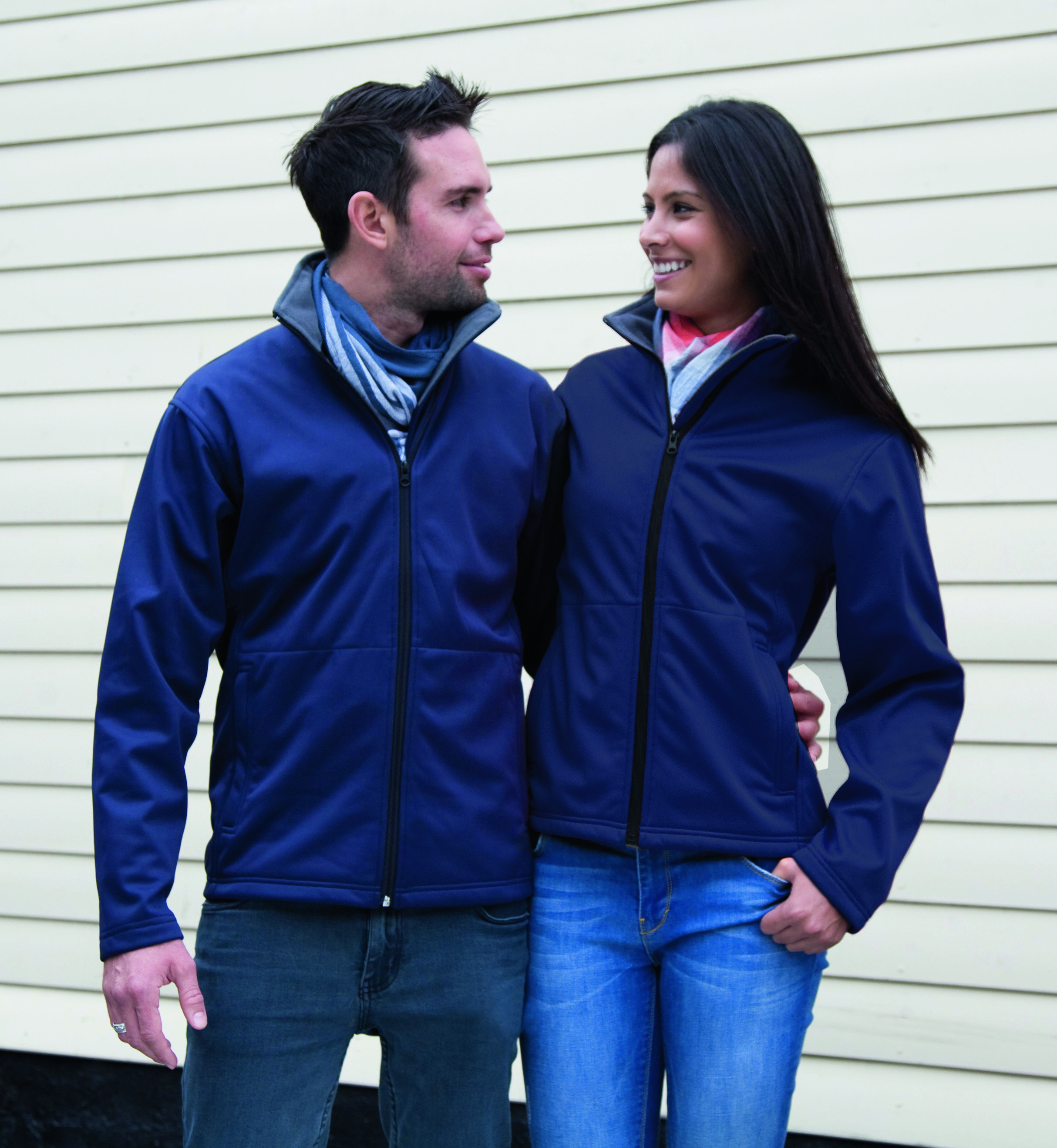 WOMENS SOFTSHELL JACKET